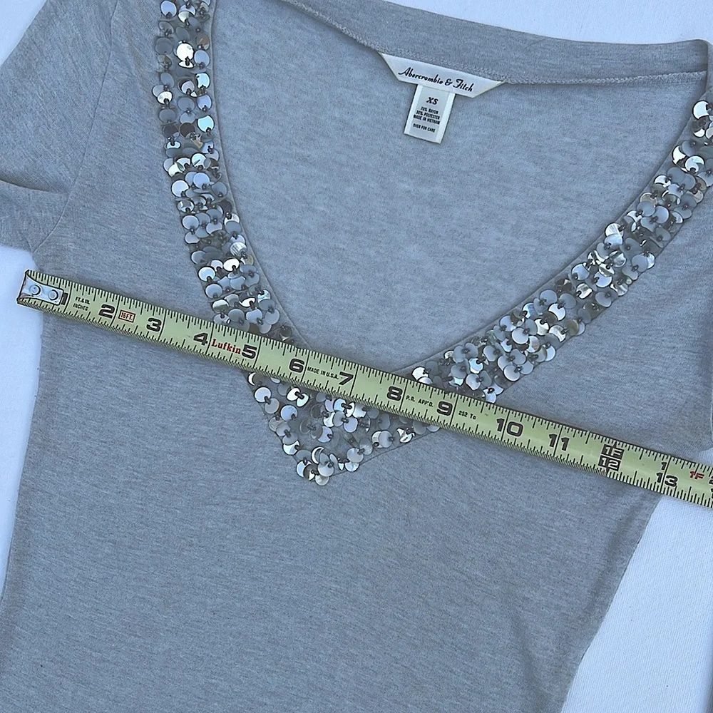 🤍Y2K Abercrombie&Fitch sequin tee🤍 - Picture 4 of 10